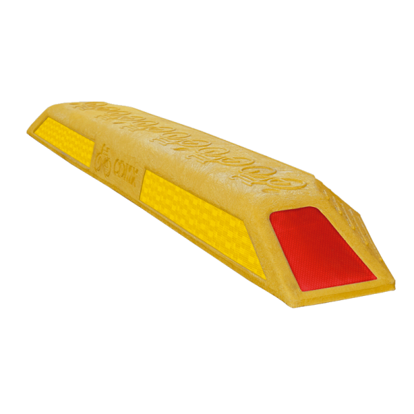 Código: B-COBI-180 El perfecto aliado de los ciclistas. Diseñado especialmente para confinar carriles de ciclopistas, con bordes redondeados y grandes áreas reflejantes. Superficie antiderrapante. Puede emplearse también para canalizar carriles en avenidas o vías de doble sentido. En caso de impactarlo no causa daño a los ciclistas. 6 perforaciones para pernos de sujeción. Completamente sólido. Fabricado en polietileno de una sola pieza con protección contra rayos U.V. Medidas: Largo: 185.0 cm. Alto: 17.0 cm. Ancho: 48.0 cm. Colores: negro, amarillo o verde. Reflejante: blanco, ámbar o rojo.