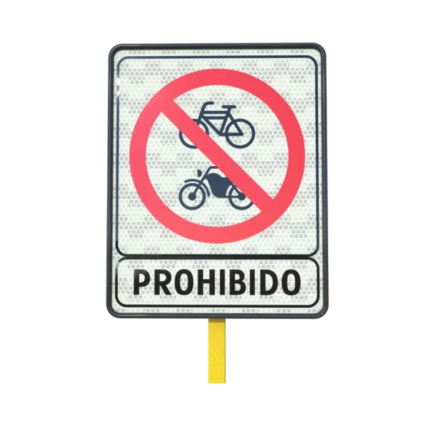 Señal prohibida la circulación de bicicletas y motocicletas