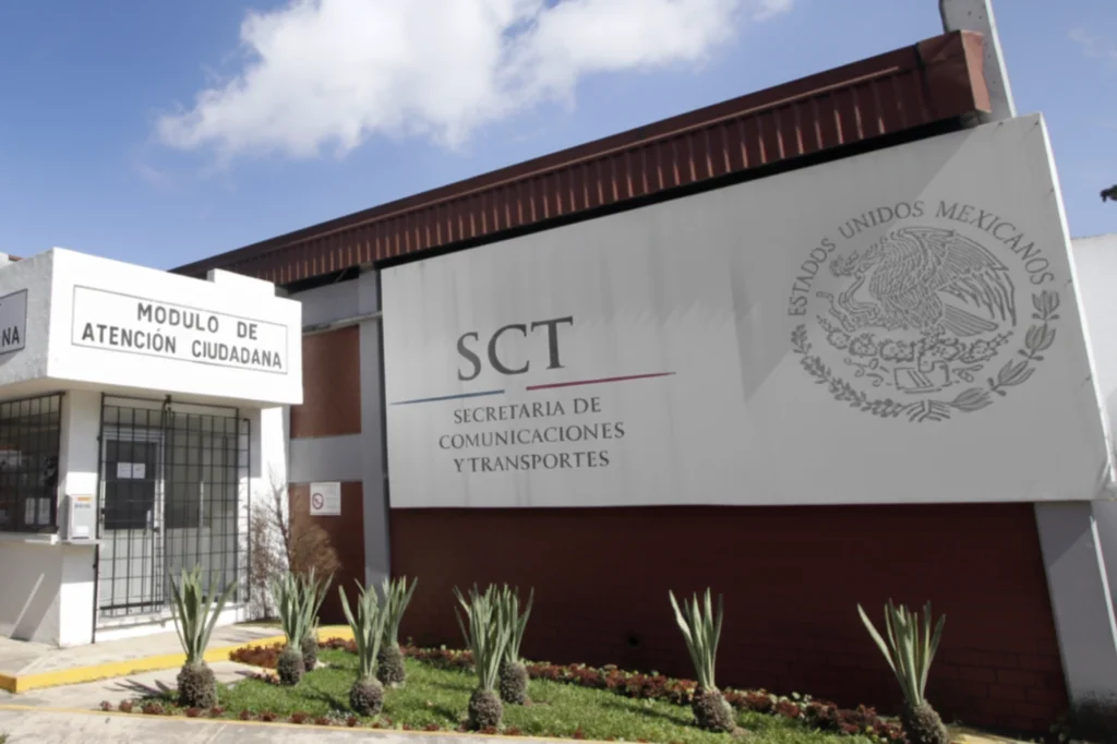 Secretaría de Comunicaciones y Transportes, institución responsable de la NOM-086-SCT2-2015.