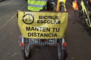 qué es el bicibús y cómo funciona bicibús escolar CDMX rutas horarios bicibús Ciudad de México bicibús San Miguel Chapultepec registro cómo unirse al bicibús escolar voluntariado bicibús México mapa rutas bicibús niños requisitos para participar en el bicibús